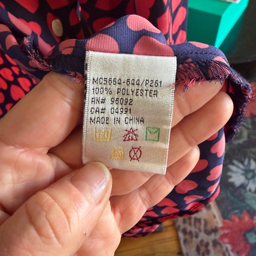 Dalia Collection Red Heart Pattern Shirt - Picture 6 of 6